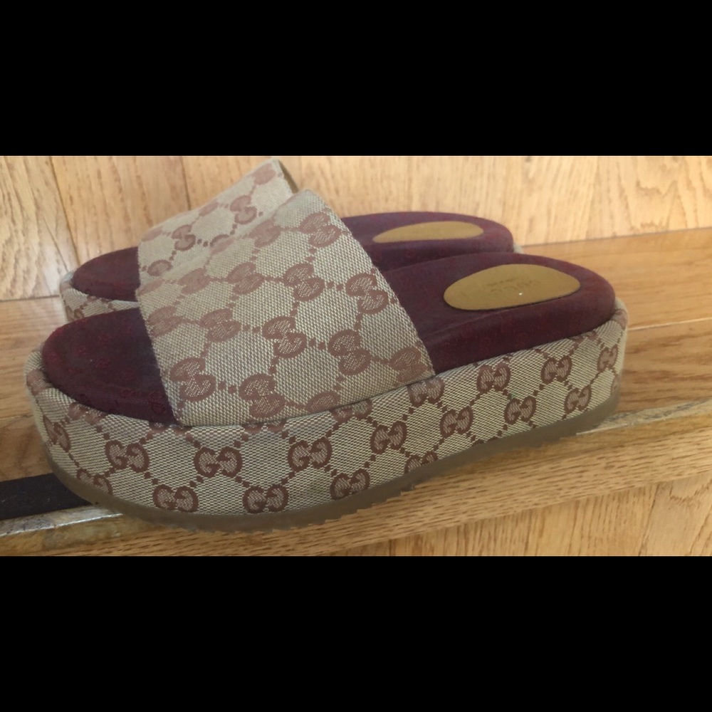 GUCCI WEDGE SANDALS
